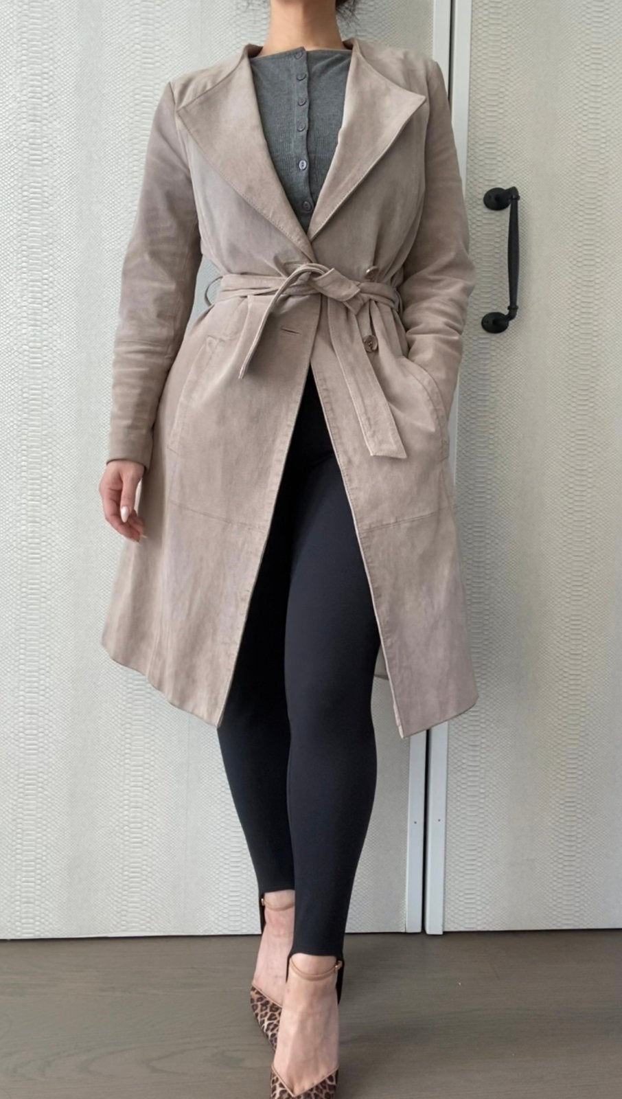 Mart Visser suède leren tussen jas | taupe, Kleding | Dames, Ophalen of Verzenden, Gedragen, Maat 36 (S), Overige kleuren