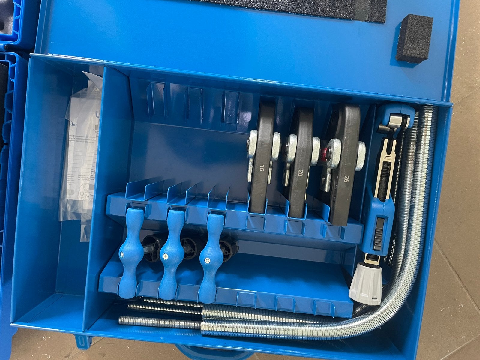 Uponor S-Press Perstang Set met Accu en Bekken, Ophalen, Nieuw