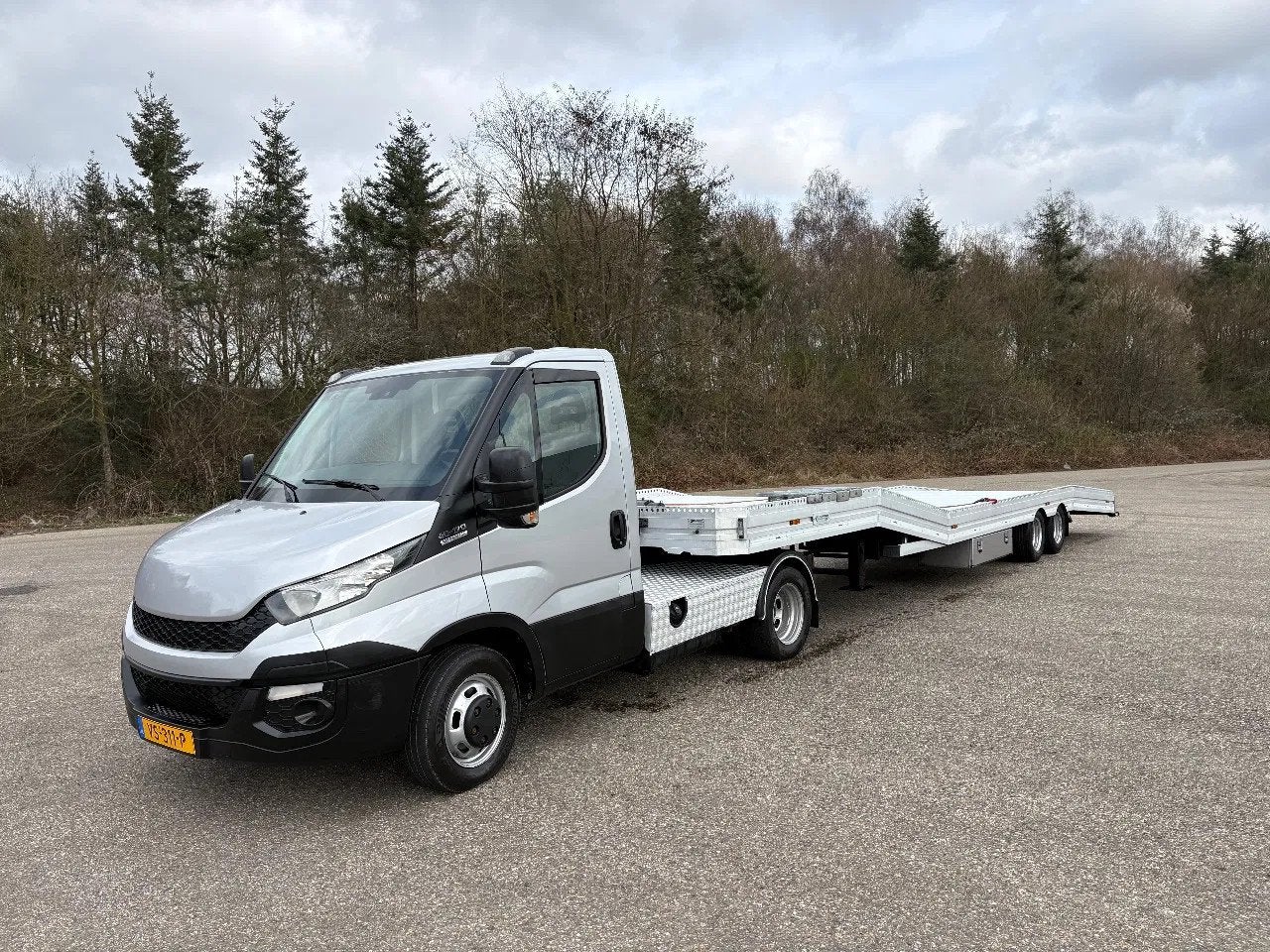 Iveco Daily 40C17 Hi Matic - be oplegger ambulance auto tran, Auto's, Automaat, Euro 5, Achterwielaandrijving, Gebruikt