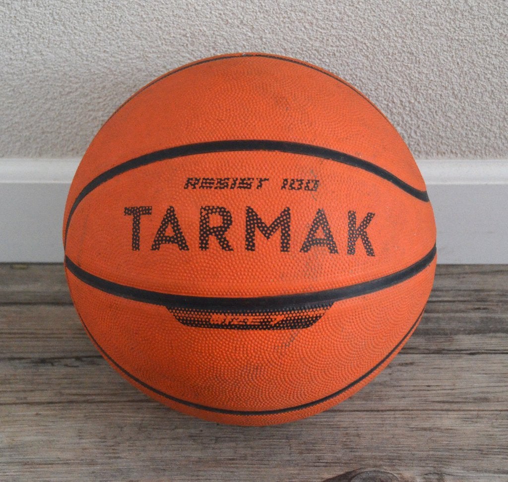 Tarmak basket bal Maat 7, Sport en Fitness, Basketbal, Ophalen of Verzenden, Gebruikt, Bal