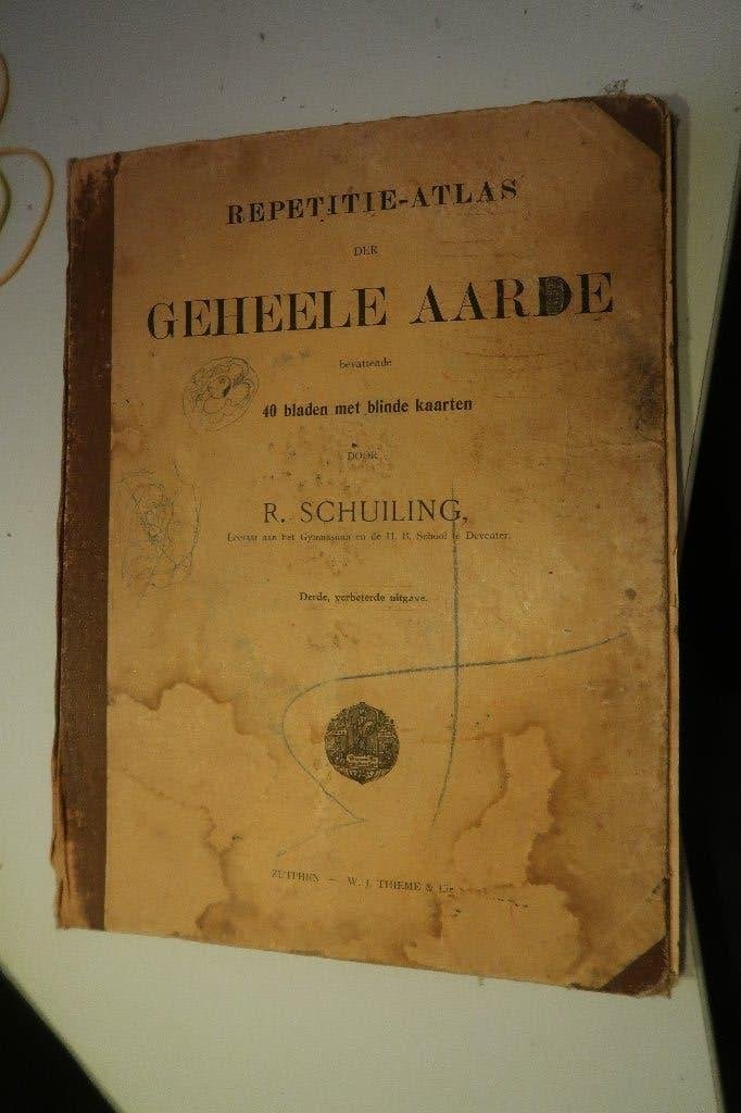atlas-repetitie-atlas geheele aarde door R.Schuiling-1914, Boeken, Atlassen en Landkaarten, Gelezen, Ophalen of Verzenden, Landkaart