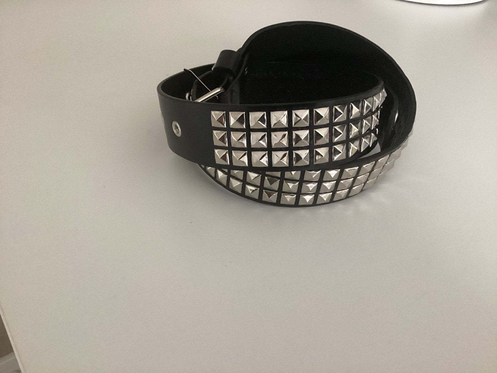 Studded belt / riem - 110 cm, Zwart, Heupriem, Ophalen of Verzenden, Zo goed als nieuw