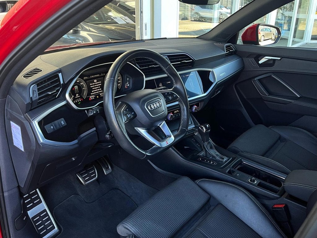 Audi Q3 45 TFSIe 245 pk S edition | S LINE | TREKHAAK | VIRT, Auto's, Audi, Gebruikt, 150 pk, Leder en Stof, Plug-in hybride