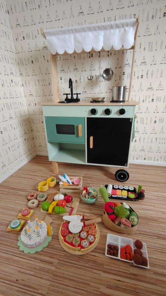 Houten speelkeuken (Hema) met accessoires en etenswaren, Ophalen, Zo goed als nieuw, Hout, Speelkeuken