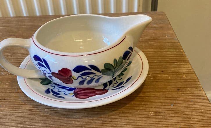 Boerenbont servies saus/ melk kannetje, Ophalen of Verzenden, Zo goed als nieuw, Aardewerk, Kop(pen) en/of Schotel(s)