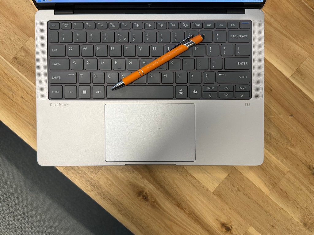 HP EliteBook X G1a 14, 64 GB of meer, Qwerty, AMD Ryzen 9 (with Ryzen AI, Info@veenstrait.nl