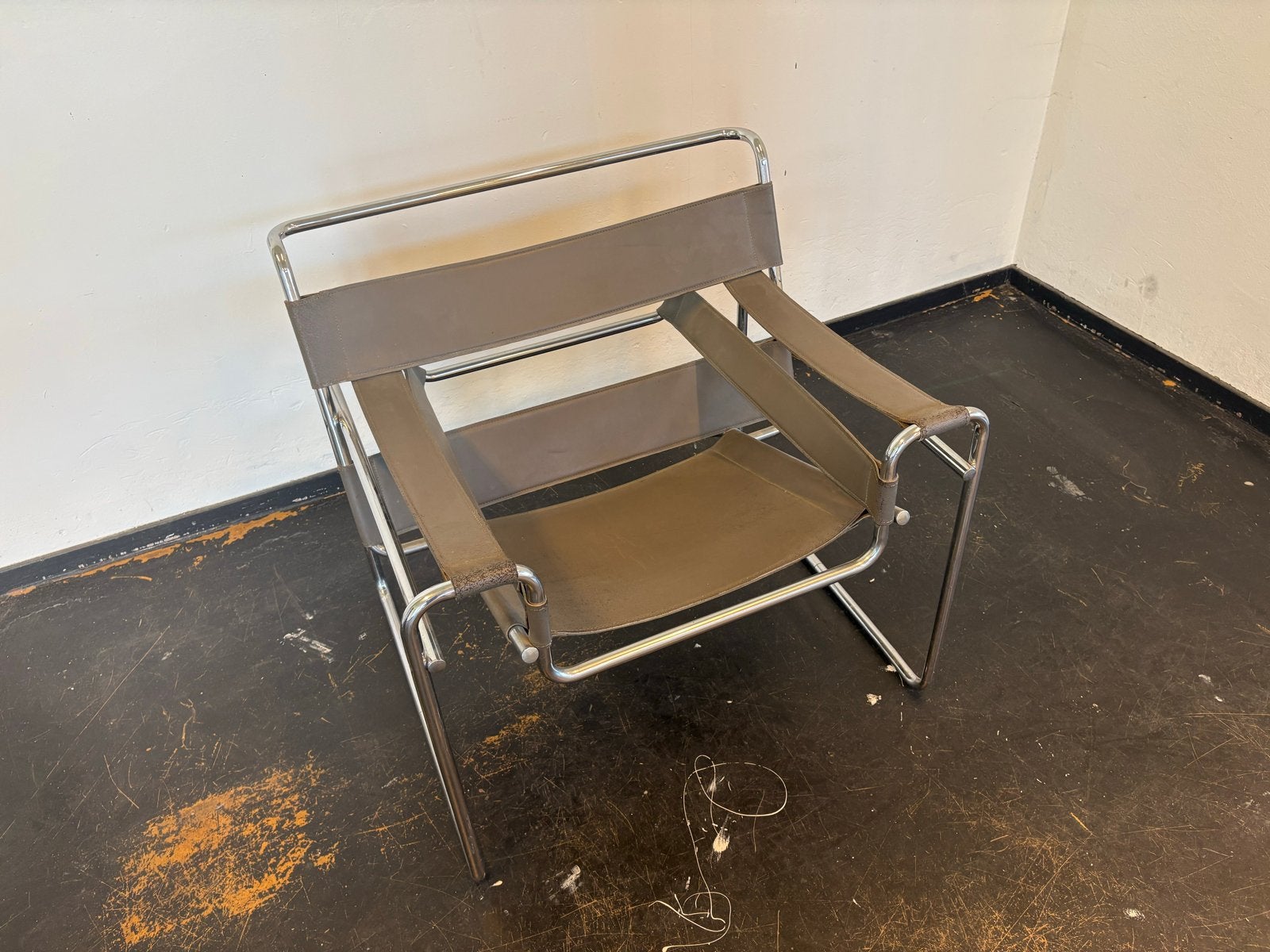 Breuer Wassily Chair in grijs leer, Ophalen, Gebruikt, Leer, Eén