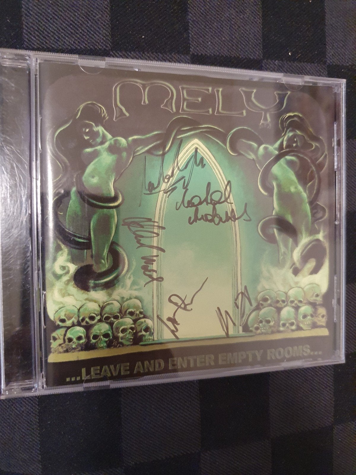 mely leave and enter empty rooms gesigneerd !, Verzenden, Gebruikt, Poprock