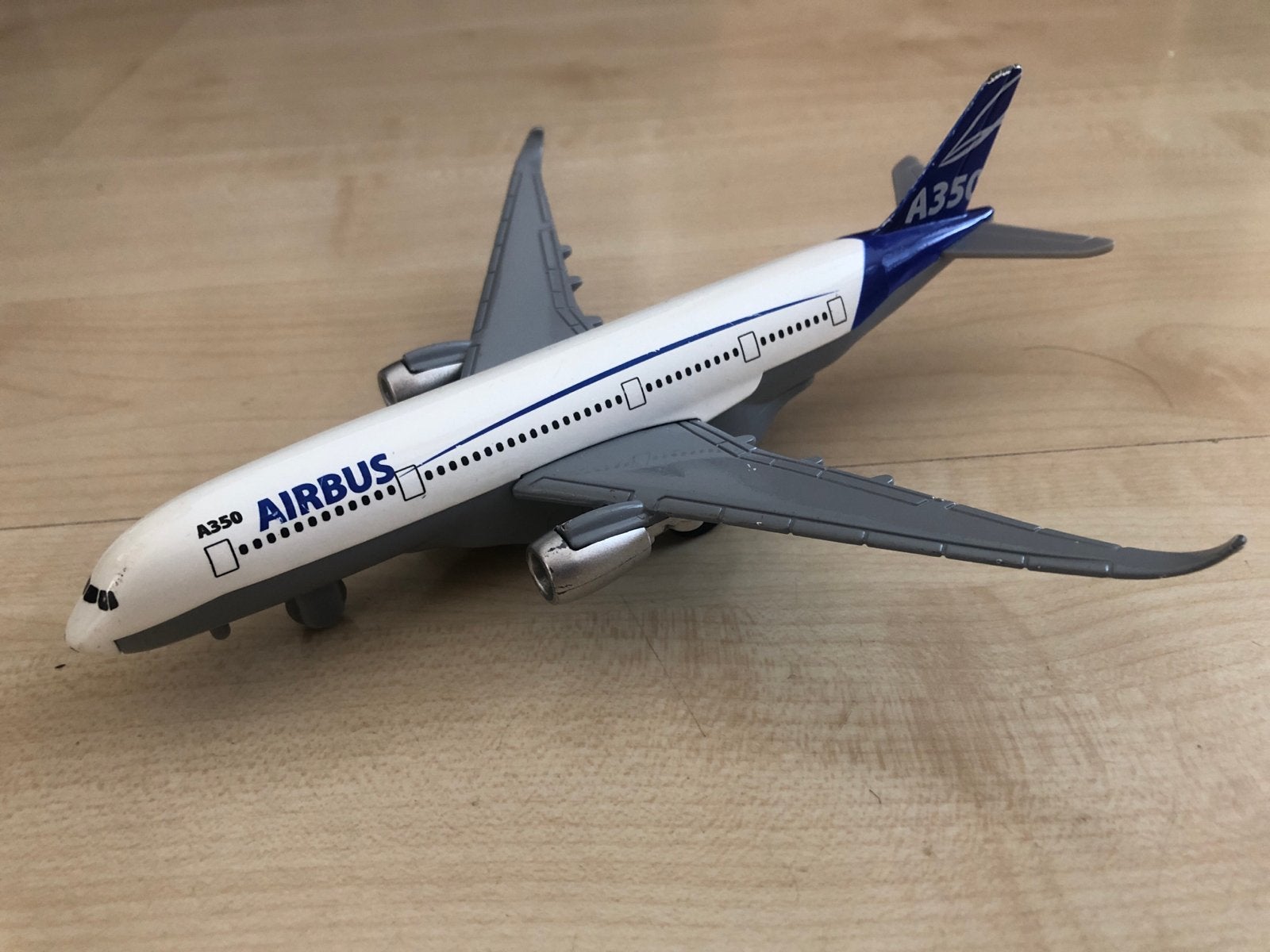 Vliegtuigmodel Airbus A350 en Malaysia Airlines Boeing 777-2, Ophalen of Verzenden, Gebruikt