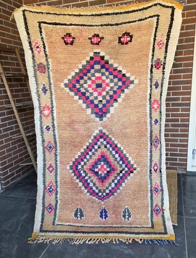 Vintage marokkaans tapijt 120x190cm, berber vloerkleed, Huis en Inrichting, Stoffering | Tapijten en Kleden, Ophalen of Verzenden