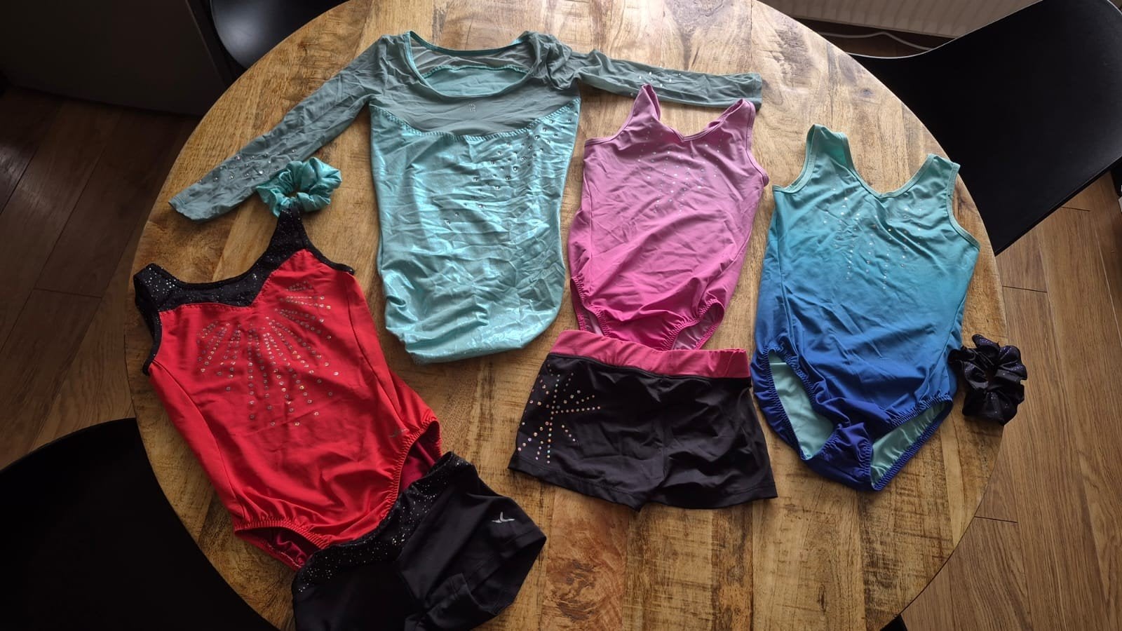 Turnpakjes en sportkleding, Ophalen, Gebruikt, Kleding