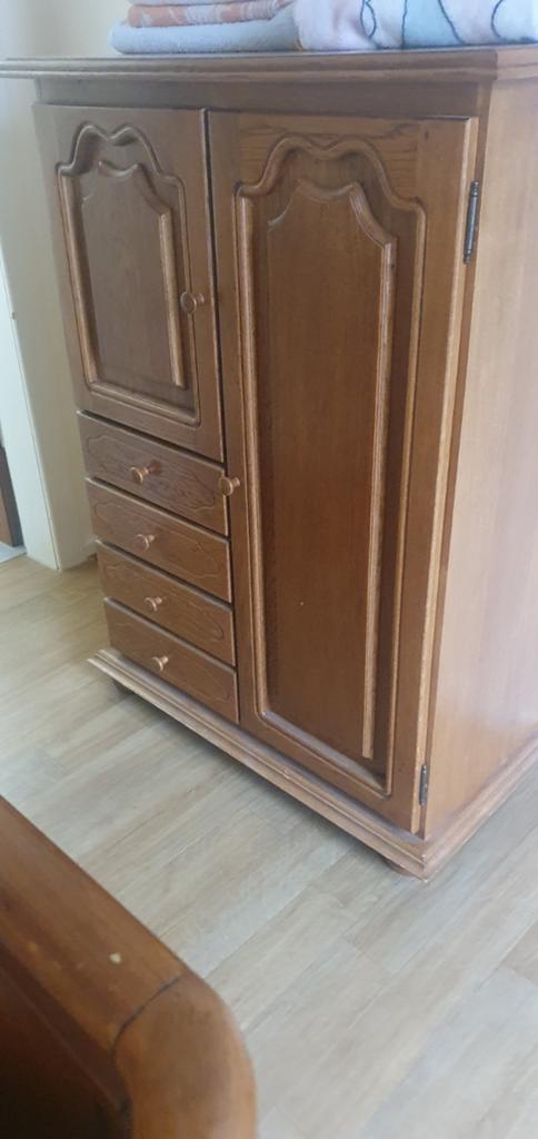 Kast Eiken hout, Ophalen, Zo goed als nieuw, 25 tot 50 cm