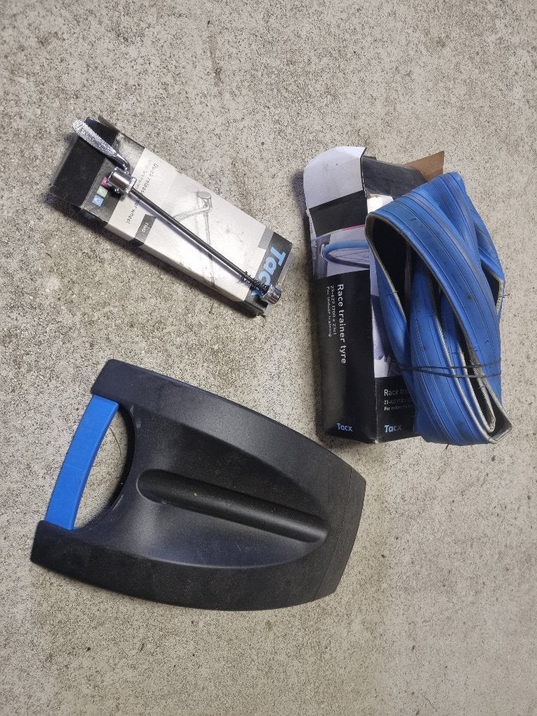 Tacx trainer band, quick release & voorwielsteun, Ophalen of Verzenden, Gebruikt, Overige typen