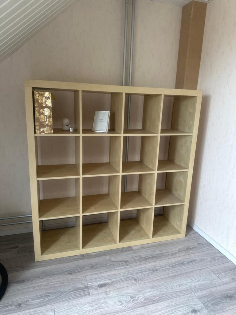 Houten vakkenkast met 16 vakken, Huis en Inrichting, Kasten | Wandmeubels, Ophalen of Verzenden, Zo goed als nieuw, 25 tot 50 cm