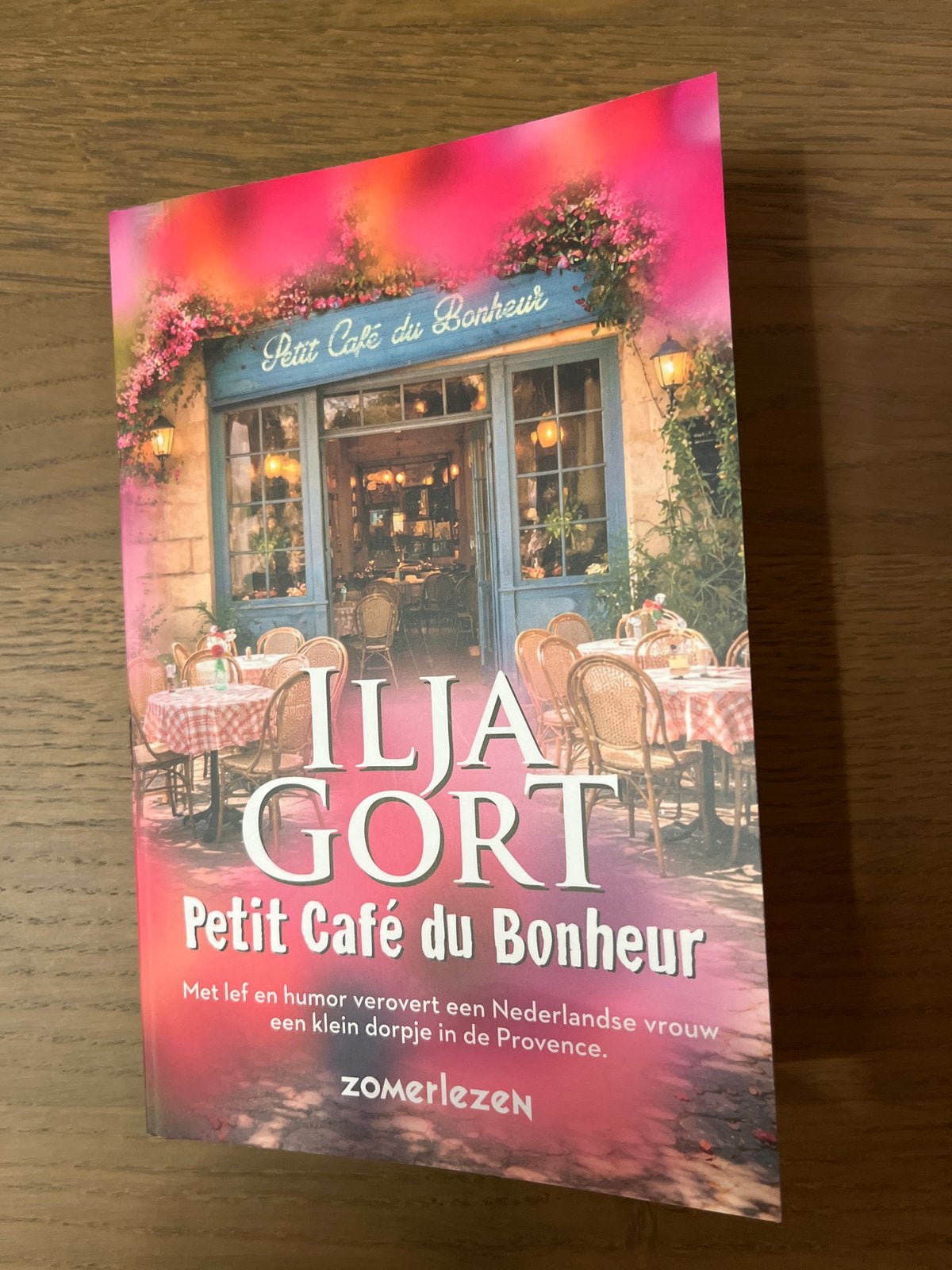 Petit Café du Bonheur - Ilja Gort (Zomerlezen), Ophalen of Verzenden, Zo goed als nieuw, Nederland