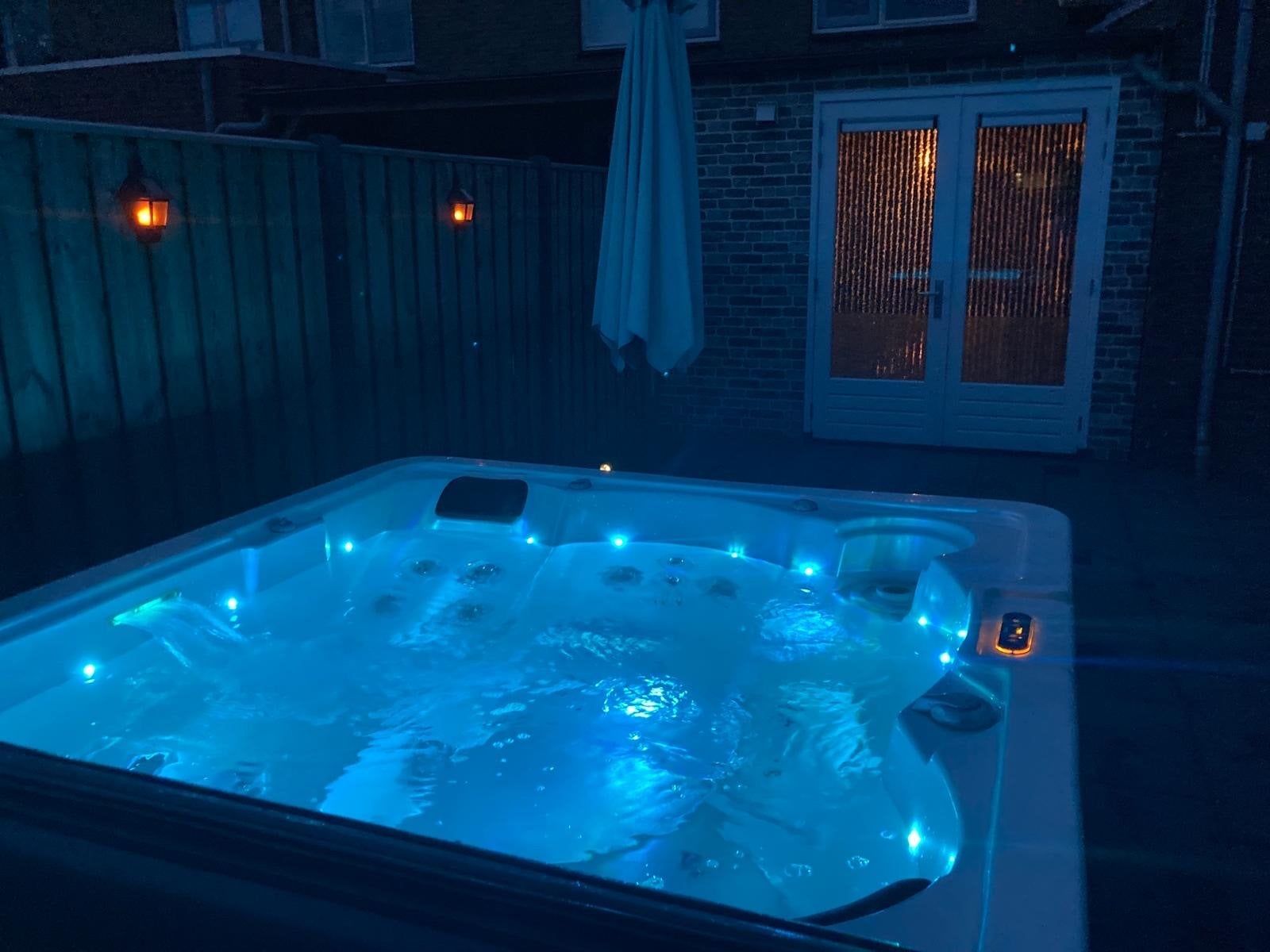 Balboa Jacuzzi - Luxe Buiten Whirlpool, Ophalen, Gebruikt, 200 tot 300 cm, Vierkant