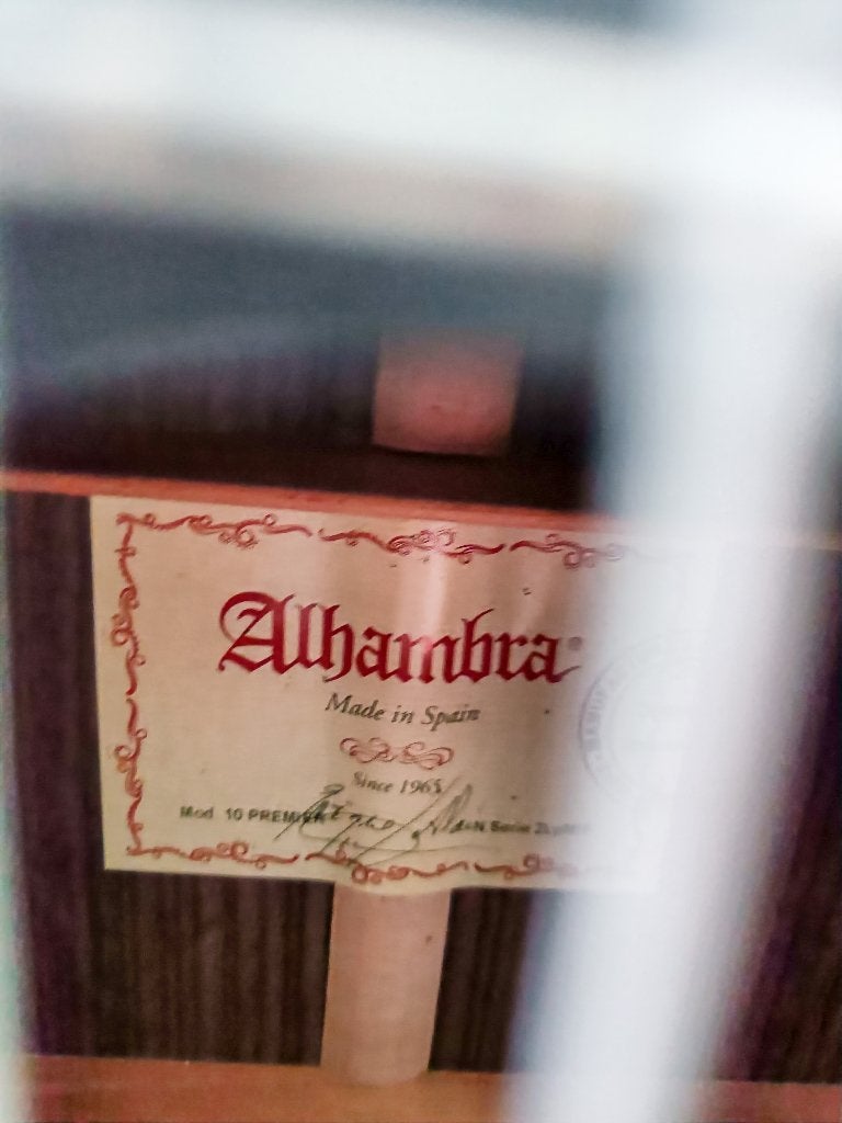 Nieuwe Alhambra 10P 2025, Ophalen, Nieuw, Klassieke of Spaanse gitaar, Met koffer