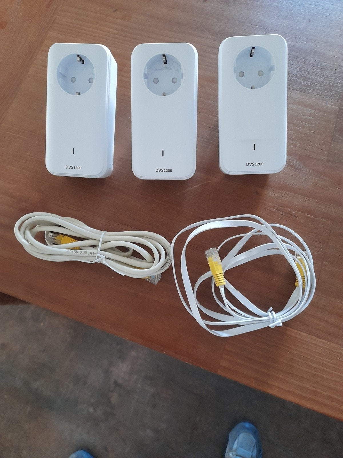 Devolo dLAN 1200+ Powerline Adapters (3 stuks) met kabels, Computers en Software, Netwerk switches, Ophalen of Verzenden, Zo goed als nieuw
