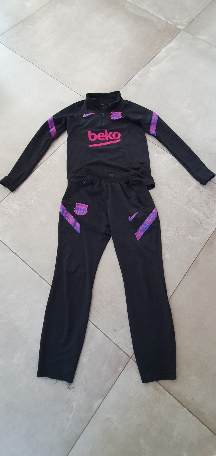FC Barcelona Trainingspak Nike -  maat M  137-147 cm, Maat XS of kleiner, Ophalen, Gebruikt, Trainingspak
