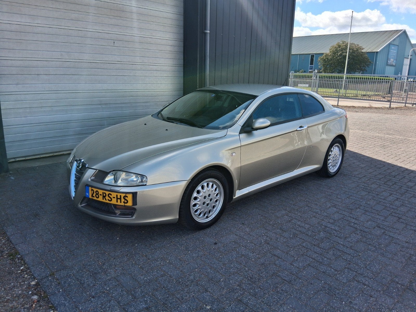 Alfa Romeo GT 2.0 JTS 2005 Grijs, Voorwielaandrijving, 400 kg, Bedrijf, Handgeschakeld