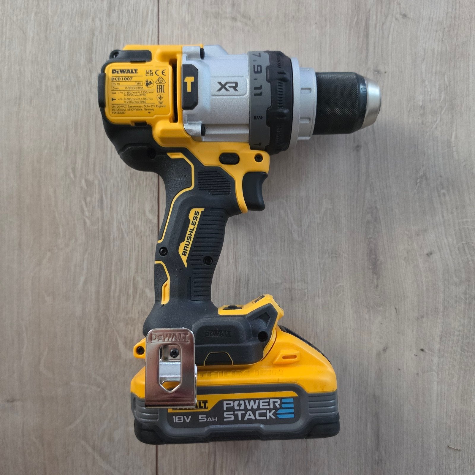 DeWalt DCD1007 Boor-/Schroefmachine met Powerstack 5Ah, Nieuw, Ophalen of Verzenden, Boor- en Schroefmachine, Minder dan 400 watt