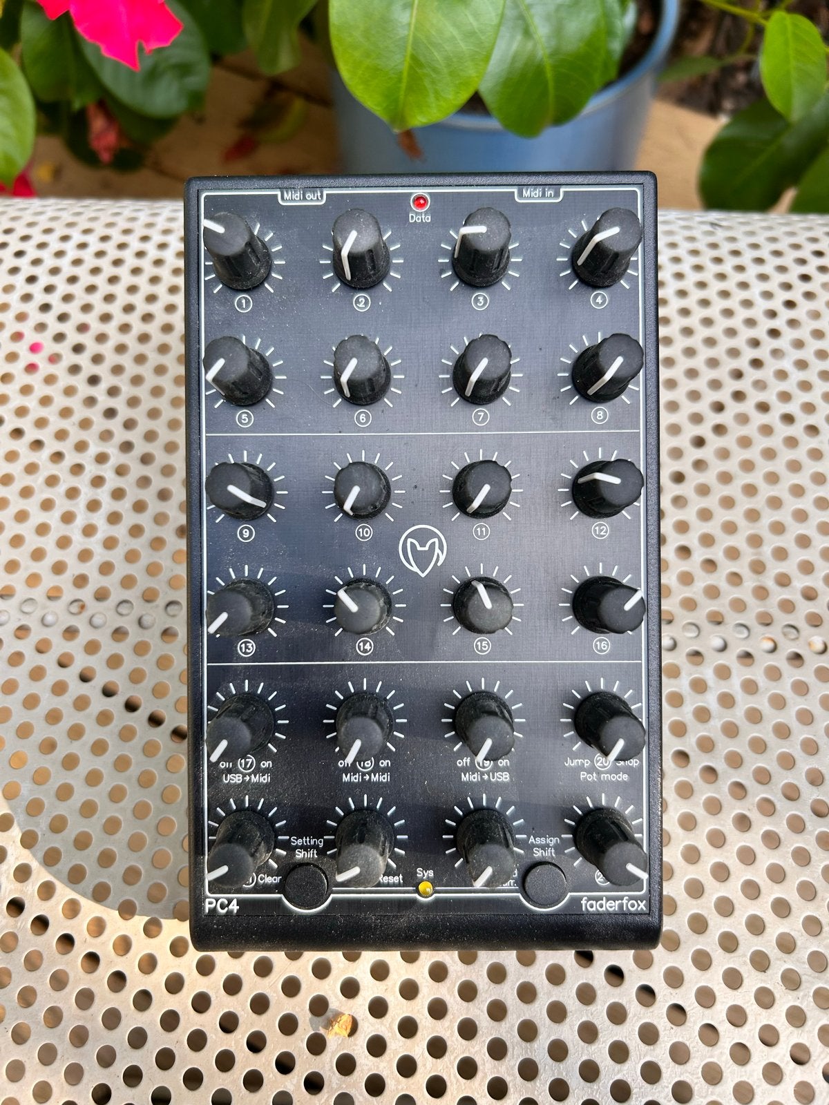 Faderfox PC4 MIDI Faderbank - Compacte MIDI Controller, Ophalen of Verzenden, Zo goed als nieuw