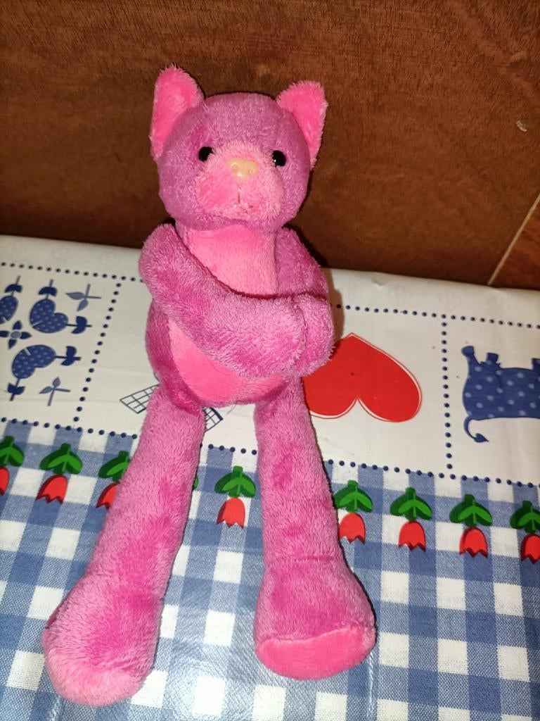 Hema roze poes knuffel met magneten in handen 23 cm, Kinderen en Baby's, Speelgoed | Knuffels en Pluche, Ophalen of Verzenden