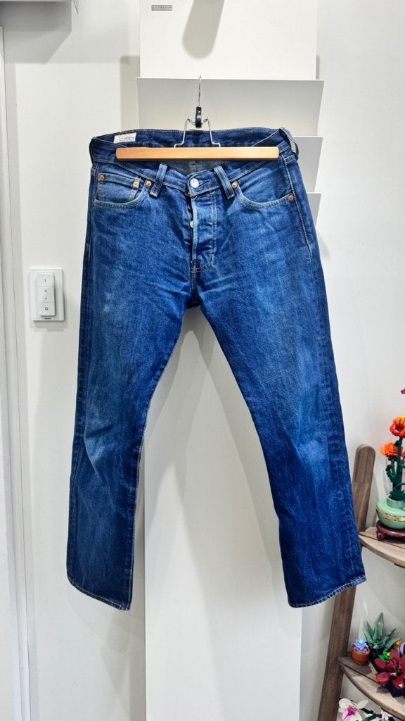 Levi's 501 spijkerbroek maat W29 L28, Ophalen of Verzenden, Zo goed als nieuw, Blauw, W32 (confectie 46) of kleiner