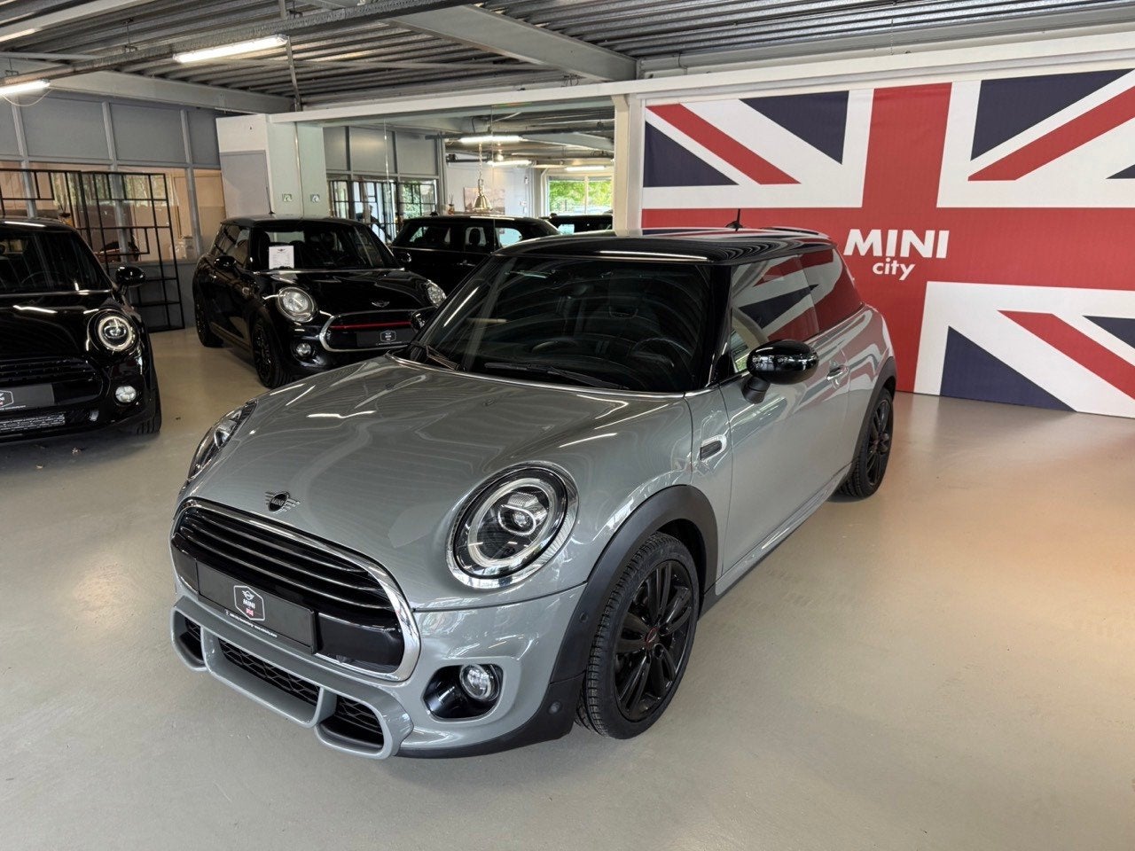 Mini 3-Deurs 1.5 Cooper, Auto's, Gebruikt, 4 stoelen, Leder en Stof, 49 €/maand