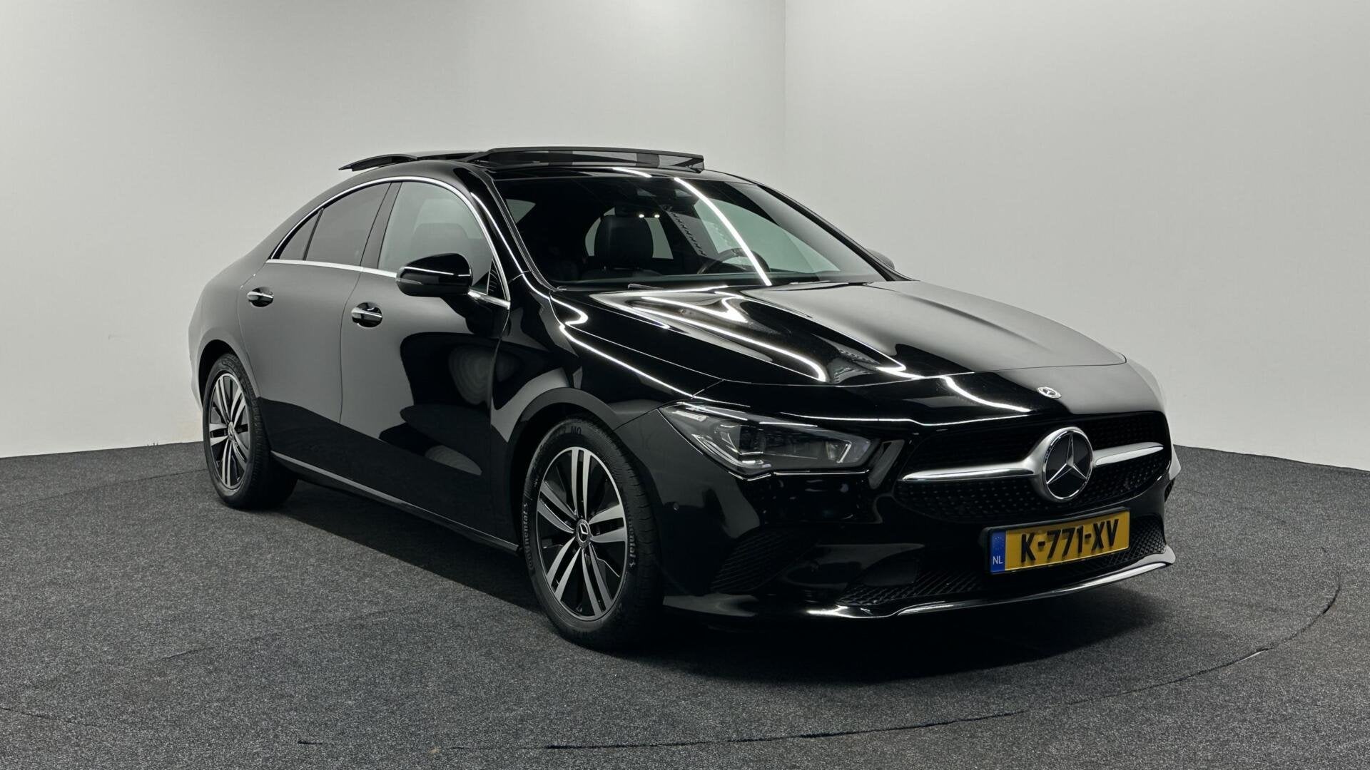 Mercedes CLA-klasse 180 Business Solution Luxury PANO CAMERA, CLA, Gebruikt, 4 cilinders, Met garantie (alle)
