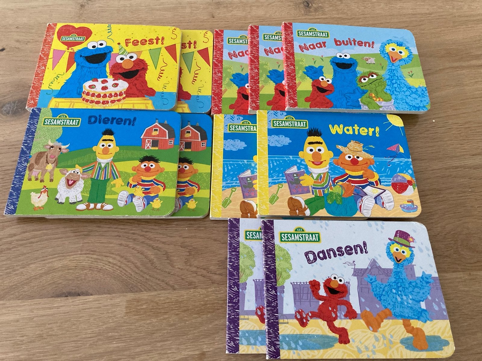 Sesamstraat Boekjes, Ophalen of Verzenden, Zo goed als nieuw, Uitklap-, Voel- of Ontdekboek, 1 tot 2 jaar
