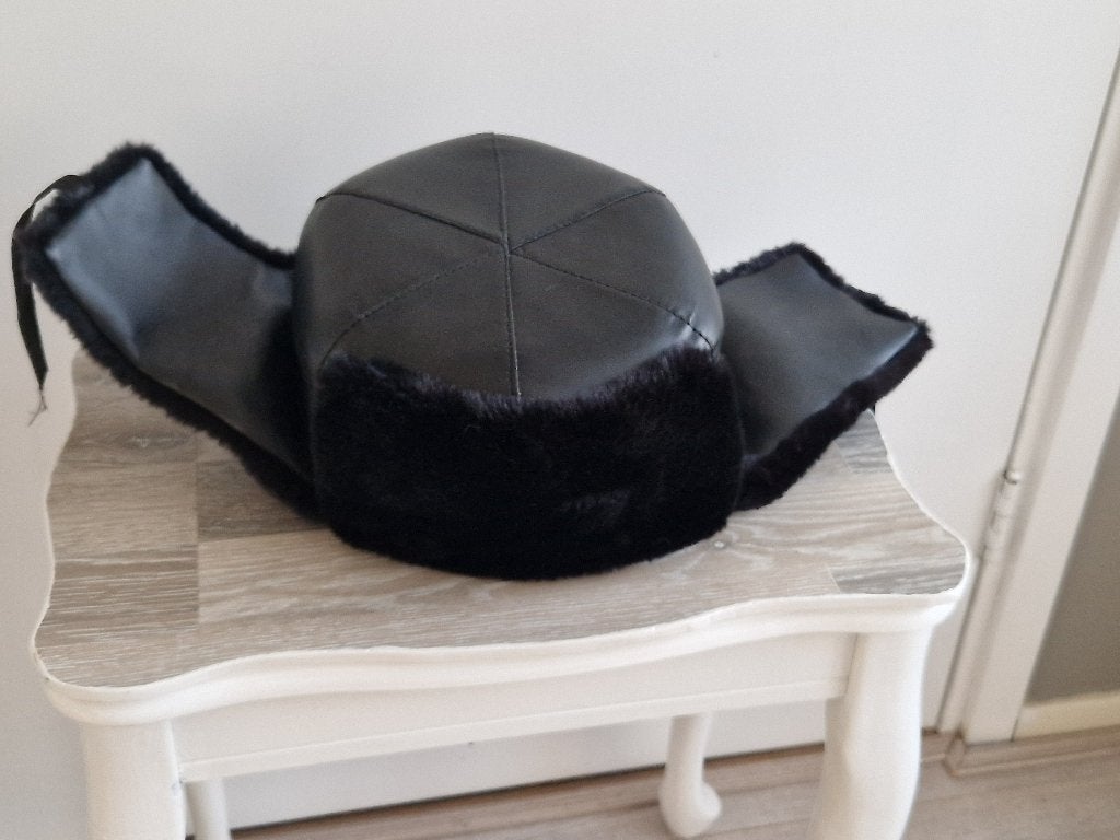 Russische wintermuts met oorkleppen, Ophalen of Verzenden, Gedragen, Hoed