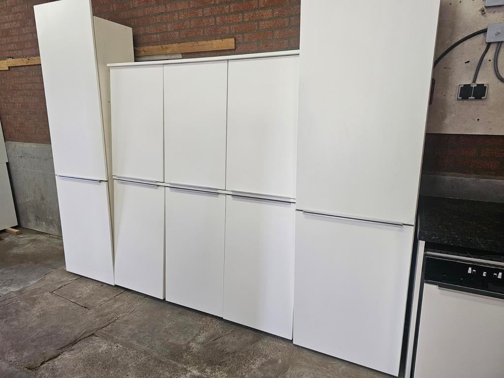 Koffiecorner, keukenkastjes, Doe-het-zelf en Verbouw, Deuren en Horren, Ophalen, 120 cm of meer, Garagedeur, 200 tot 215 cm