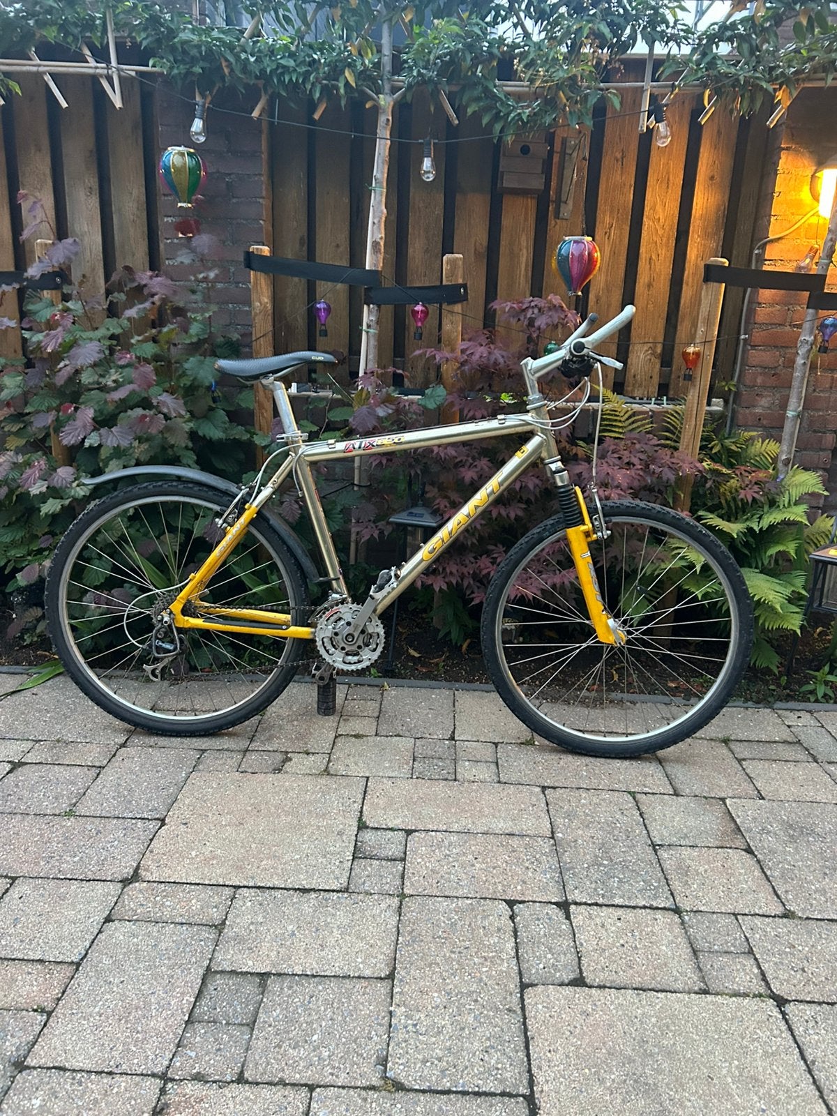 Giant 26 inch mountainbike 2x7 versnellingen, Ophalen of Verzenden, Zo goed als nieuw, Giant