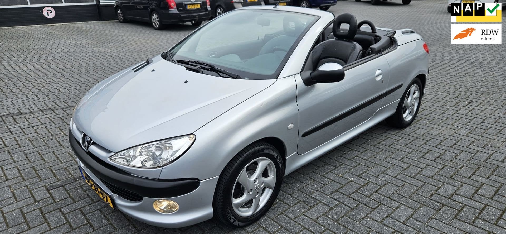 Peugeot 206 CC 1.6-16V LEER *apk:09-2027*, Auto's, Voorwielaandrijving, Gebruikt, 4 cilinders, Cabriolet