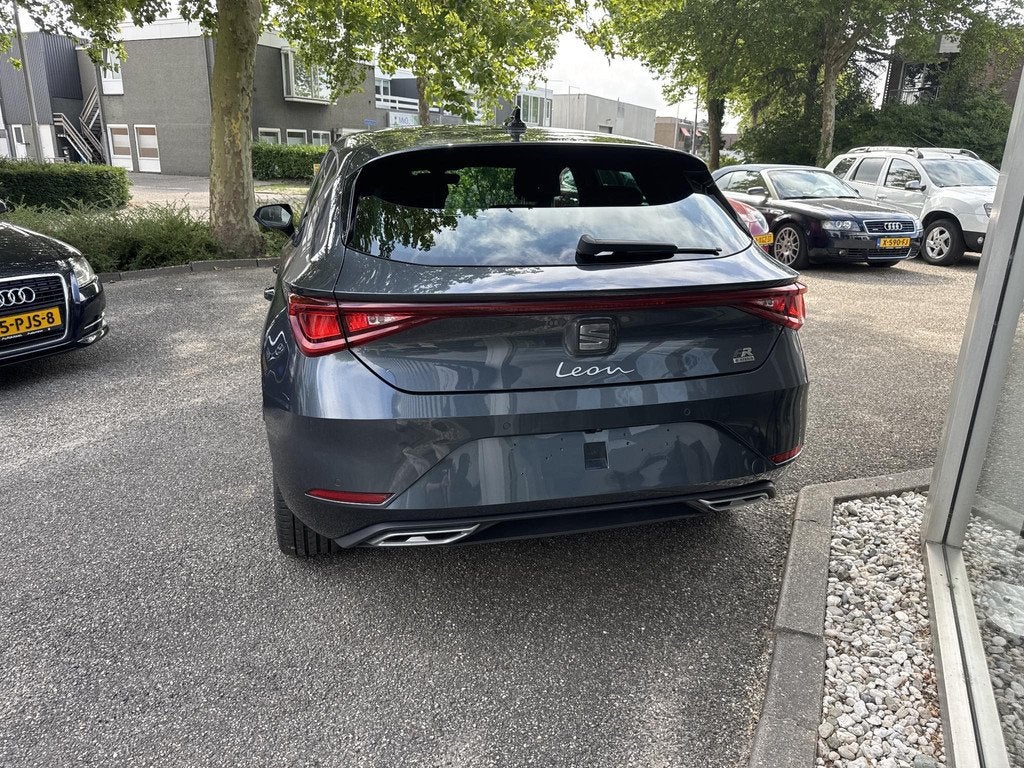 SEAT Leon 1.4 TSI eHybrid PHEV FR Business Intense Camera/ A, Auto's, Seat, Stof, Gebruikt, Leon, Plug-in hybride
