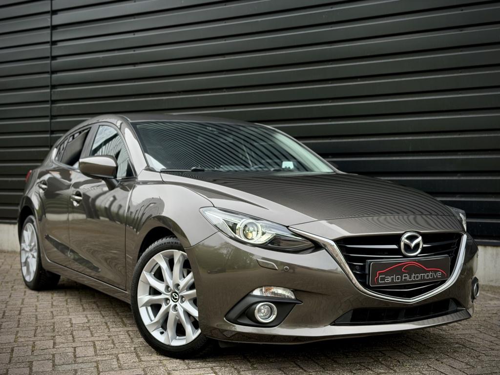 Mazda 3 2.0 TS+ HUD|DODEHOEK|BOSE|STOELVERW|NAVI|XENON, Gebruikt, 4 cilinders, Bruin, LED verlichting