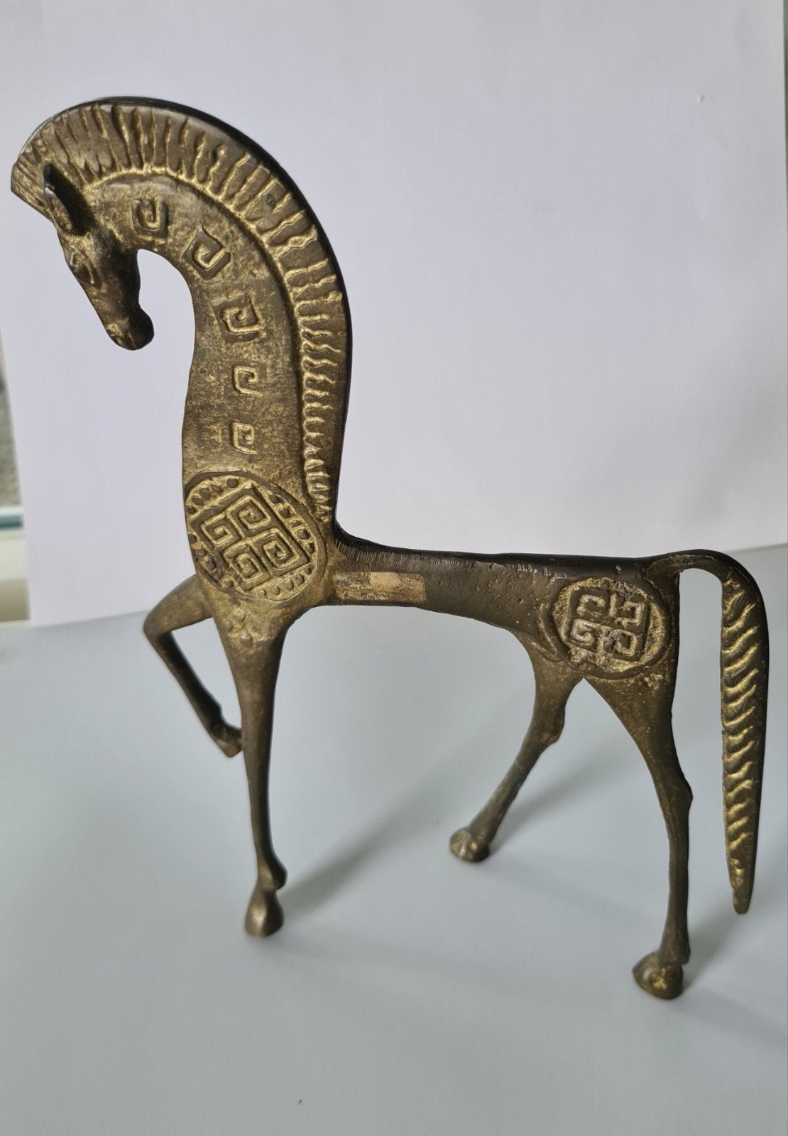 Grieks paard beeld brons afmeting 26ch hoog 20cm breed, Antiek en Kunst, Verzenden