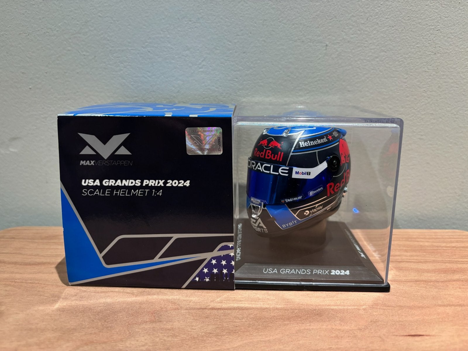 Max verstappen helm 1:4 usa 2024, Ophalen of Verzenden, Zo goed als nieuw, Formule 1