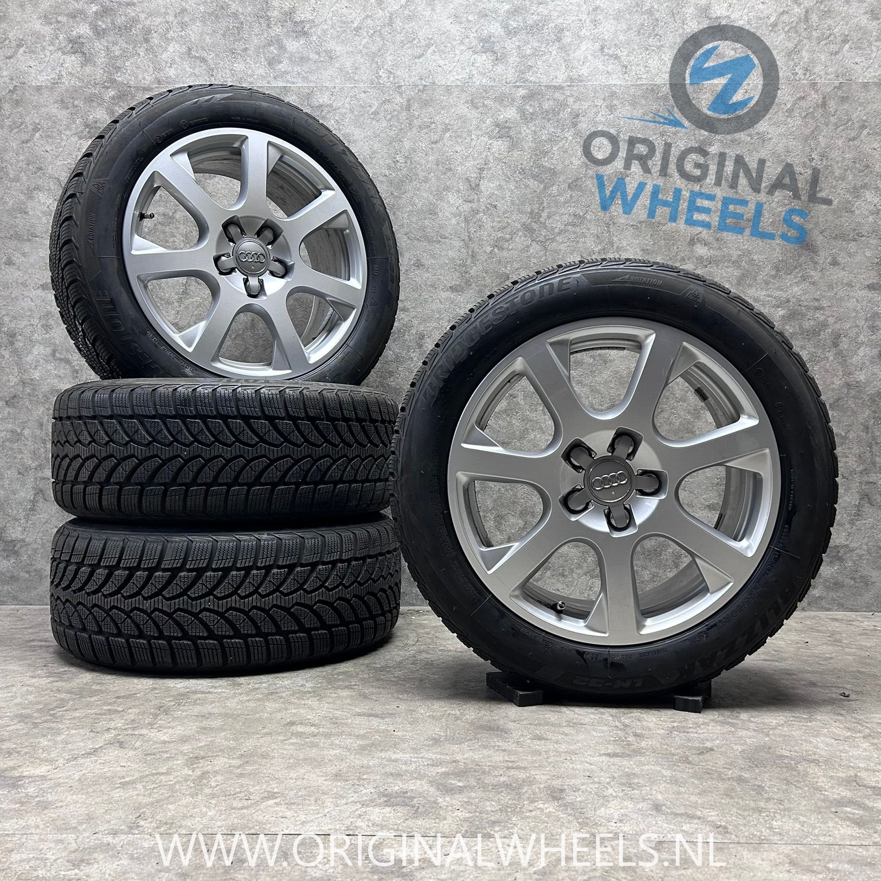 17 inch originele velgen + winterbanden Audi A4 B9 B8, Gebruikt, -, -, Banden en Velgen