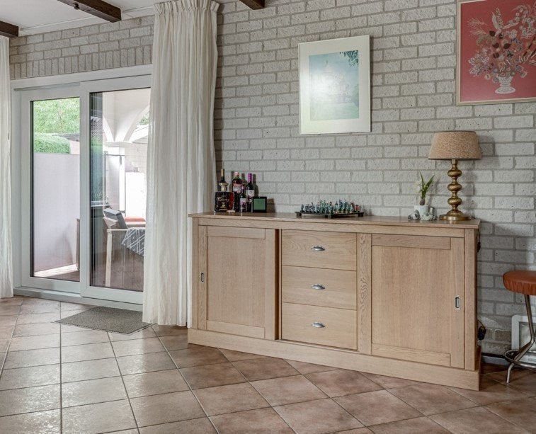 Vintage BKS massief eiken dressoir/TV-meubel, Huis en Inrichting, Ophalen, 150 tot 200 cm, 25 tot 50 cm, Gebruikt