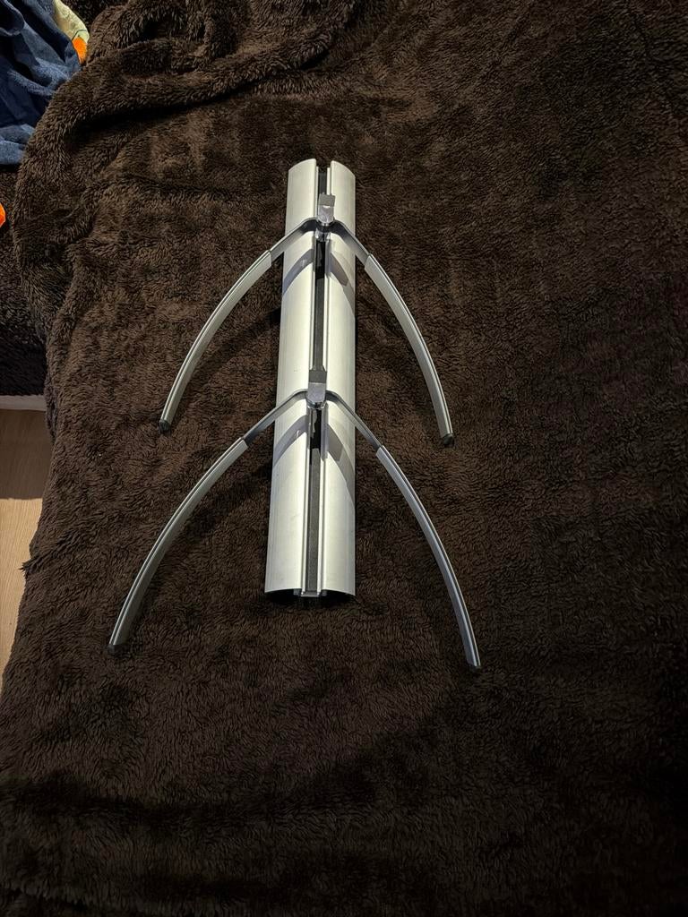 Vogel audiotrack muur houder / stand voor audio apparatuur, Ophalen, Zo goed als nieuw, Toilet