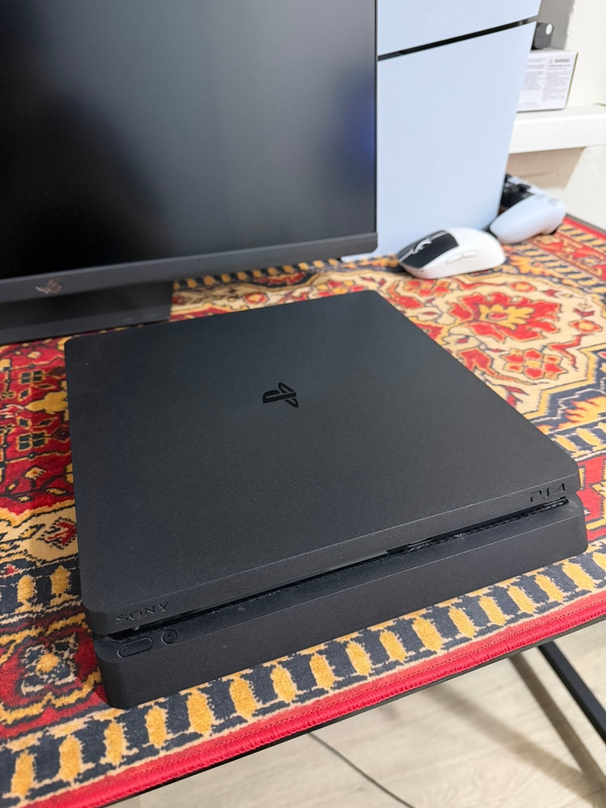 PS4 Slim 1TB + controller + kabels – €49,99, Spelcomputers en Games, Spelcomputers | Sony PlayStation 4, Ophalen of Verzenden