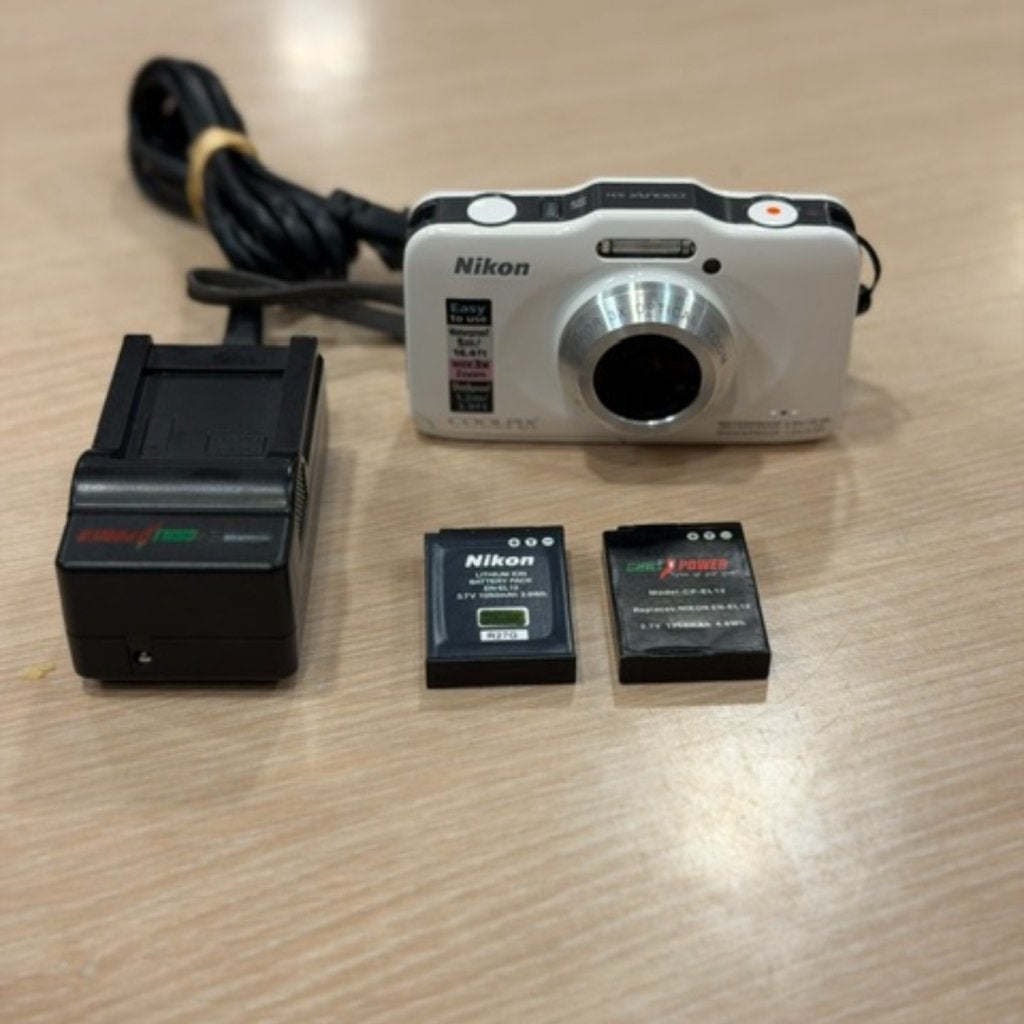 Nikon Coolpix S31 waterproof camera met lader en 2x accu, Nikon, Zo goed als nieuw, Support@nikon.com, Nikon Corporation
Shinagawa Intercity Tower C
2-15-3, Konan, Minato-ku
Tokyo 108-6290
Japan