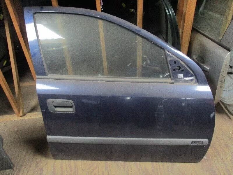 PORTIER RECHTS VOOR 5 deurs Opel Astra G (F08 / 48), Auto-onderdelen, Bahnhofsplatz 65423 Rüsselsheim am Main, DE, Gebruikt, Deur