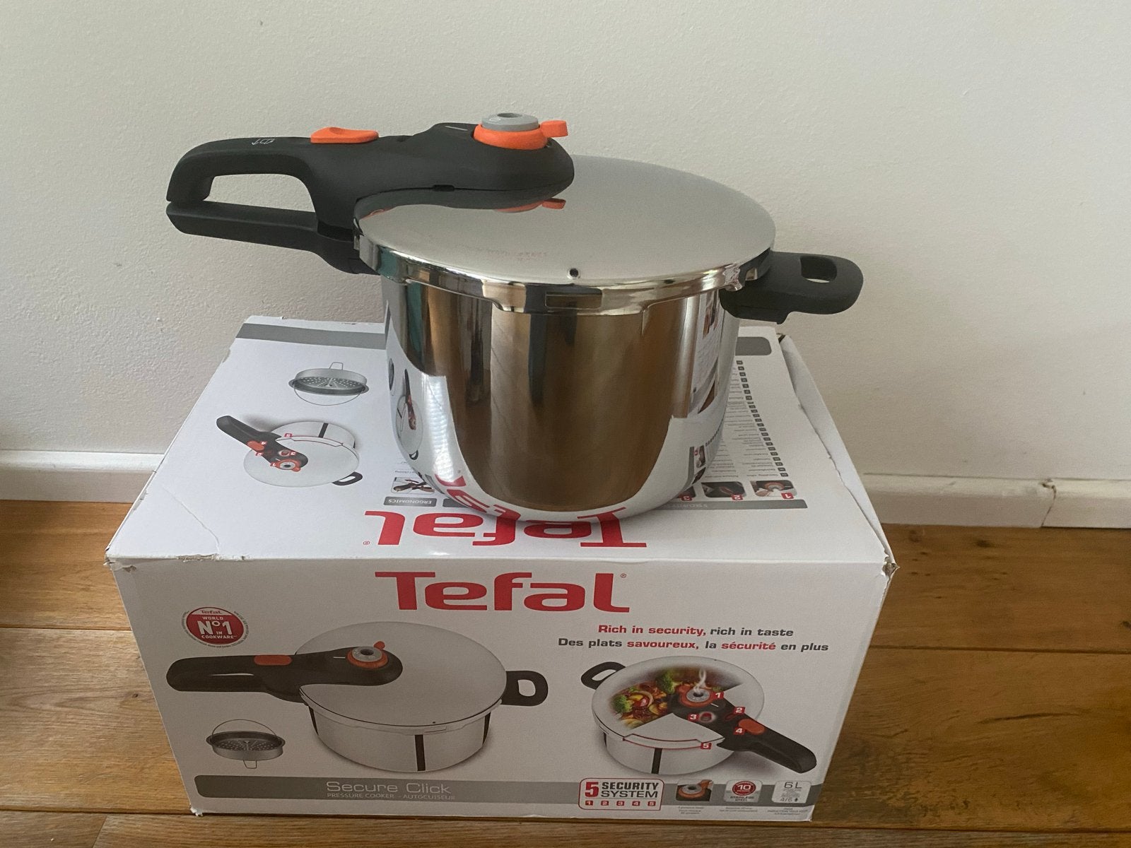Tefal Snelkookpan 6L - Nieuw in doos, Ophalen, Snelkookpan, Tefal, Met deksel