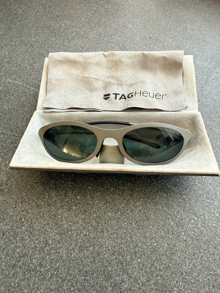 Tag Heuer zonnebril (titanium), Sieraden, Tassen en Uiterlijk, Zonnebrillen en Brillen | Heren, Overige merken, Zonnebril, Ophalen of Verzenden