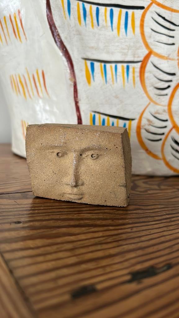 Square face klein keramiek klei gezicht gesigneerd, Ophalen of Verzenden, Gebruikt