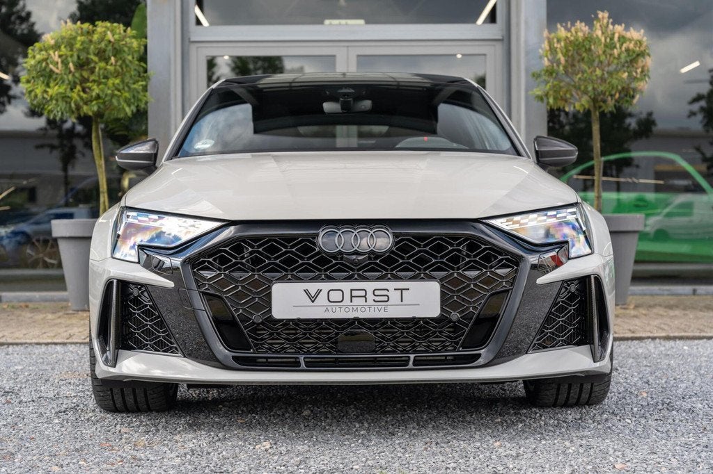 Audi RS 3 2.5 TFSI quattro Pano Sonos Carbon Schaalstoelen, Automaat, Gebruikt, RS3, Bedrijf