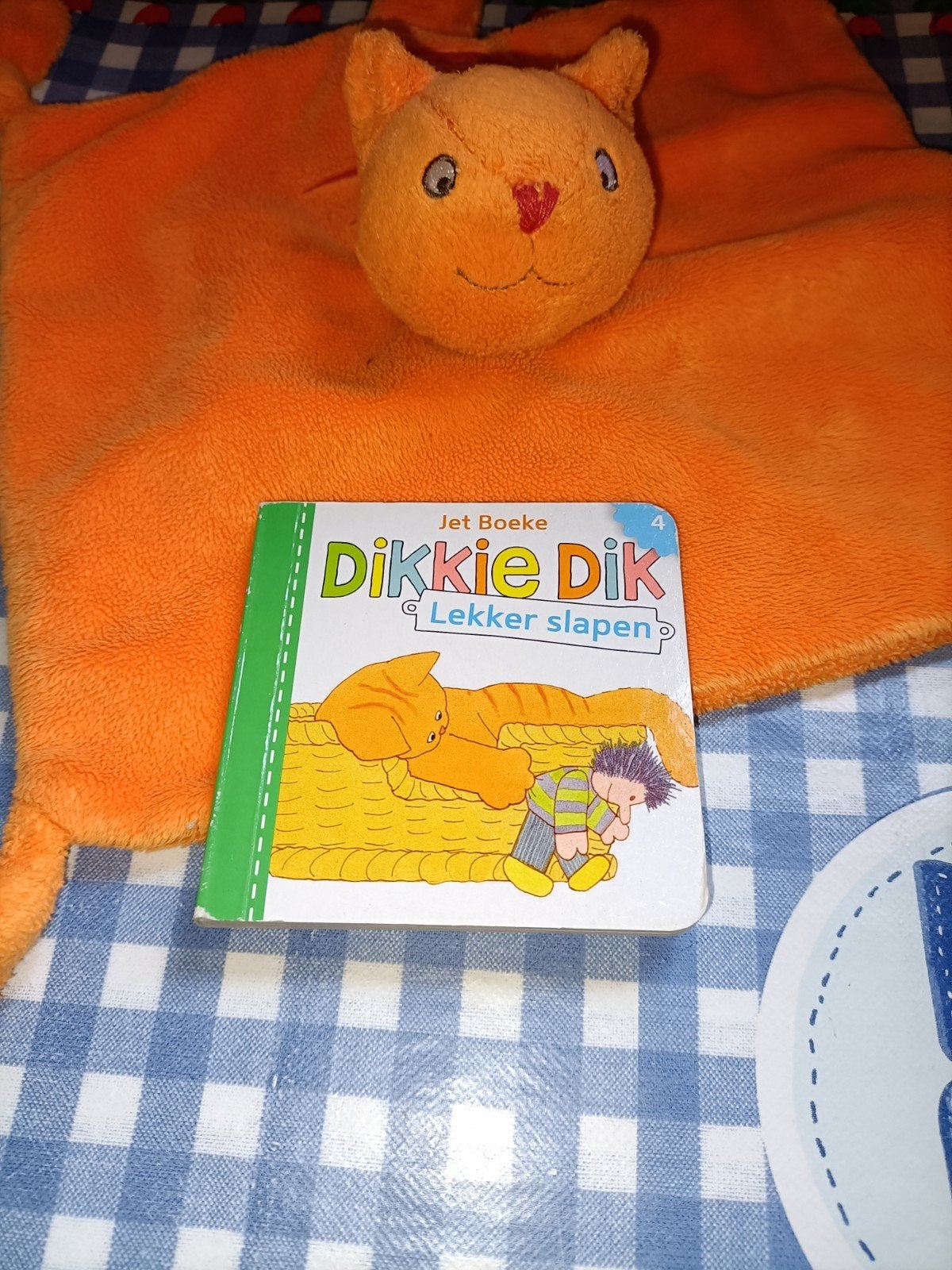 Dikkie Dik knuffeldoekje + 2 in 1 boekje, Kinderen en Baby's, Ophalen of Verzenden, Zo goed als nieuw, Overige typen
